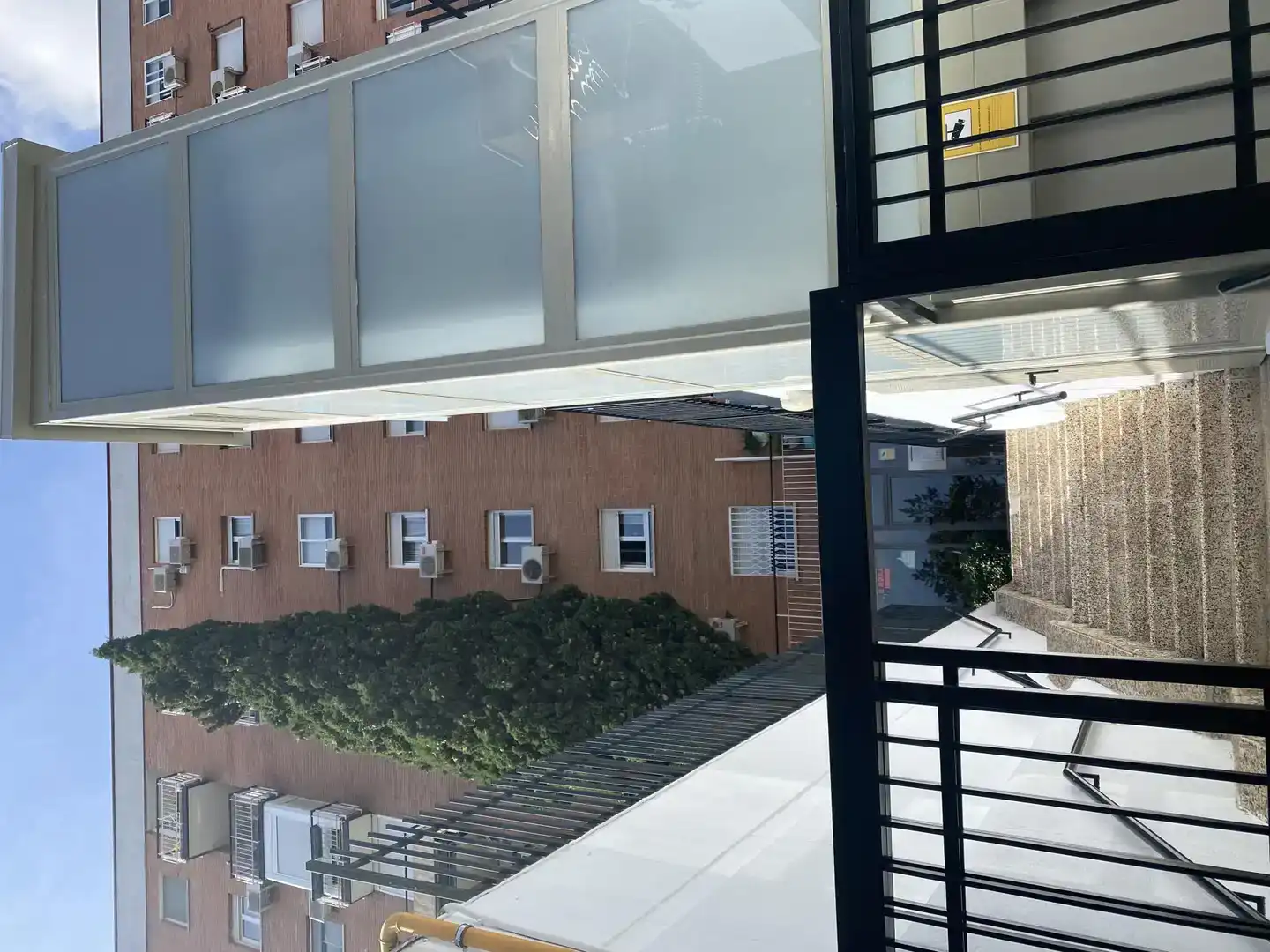 Terrasse von Wohnungen zur Miete in  Madrid Capital mit Klimaanlage und Balkon