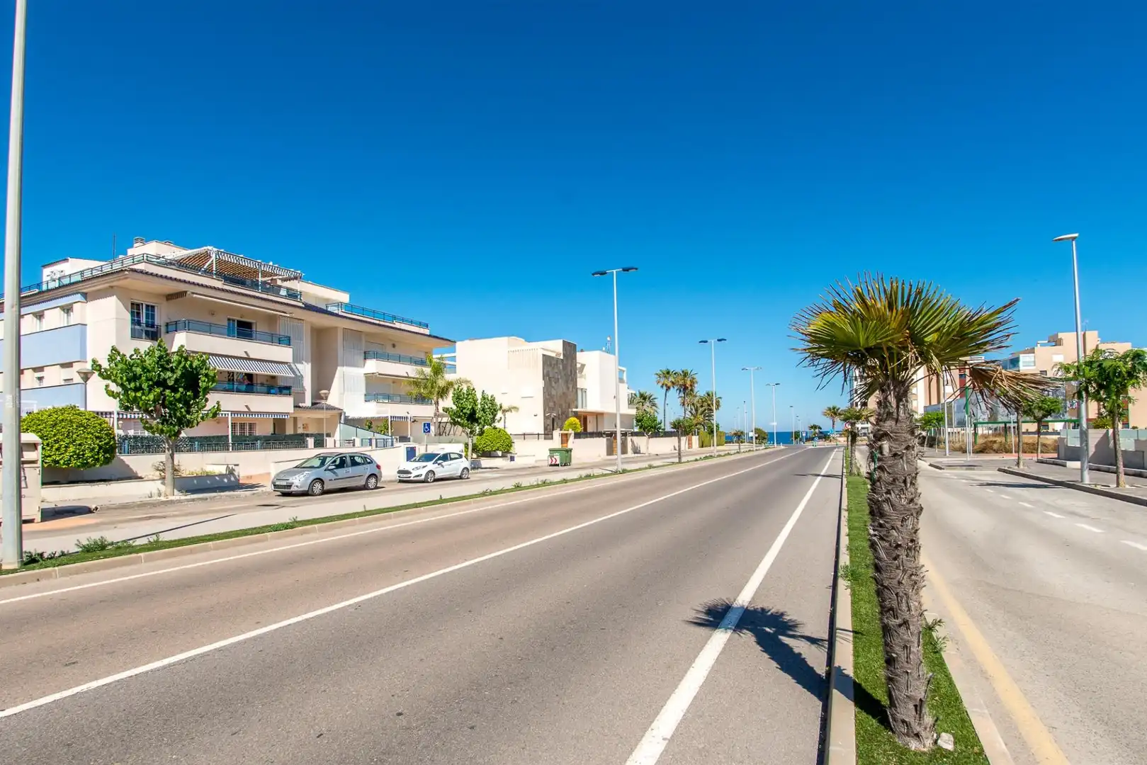 Vista exterior de Àtic en venda en Pilar de la Horadada amb Aire condicionat, Calefacció i Jardí privat