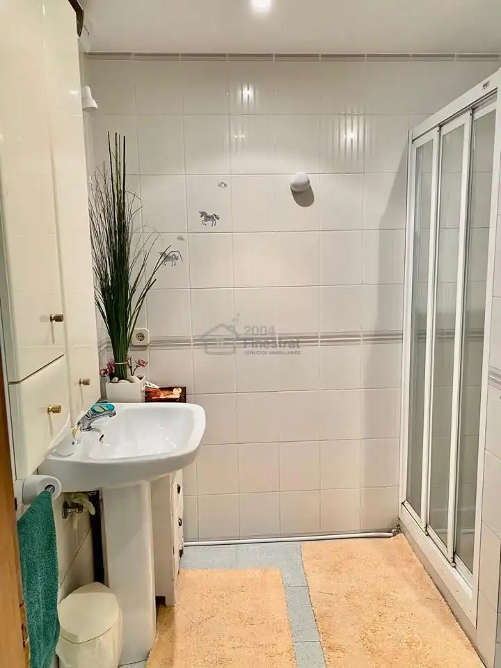 Baño de Casa o chalet en venta en Callosa d'en Sarrià con Aire acondicionado, Jardín privado y Terraza