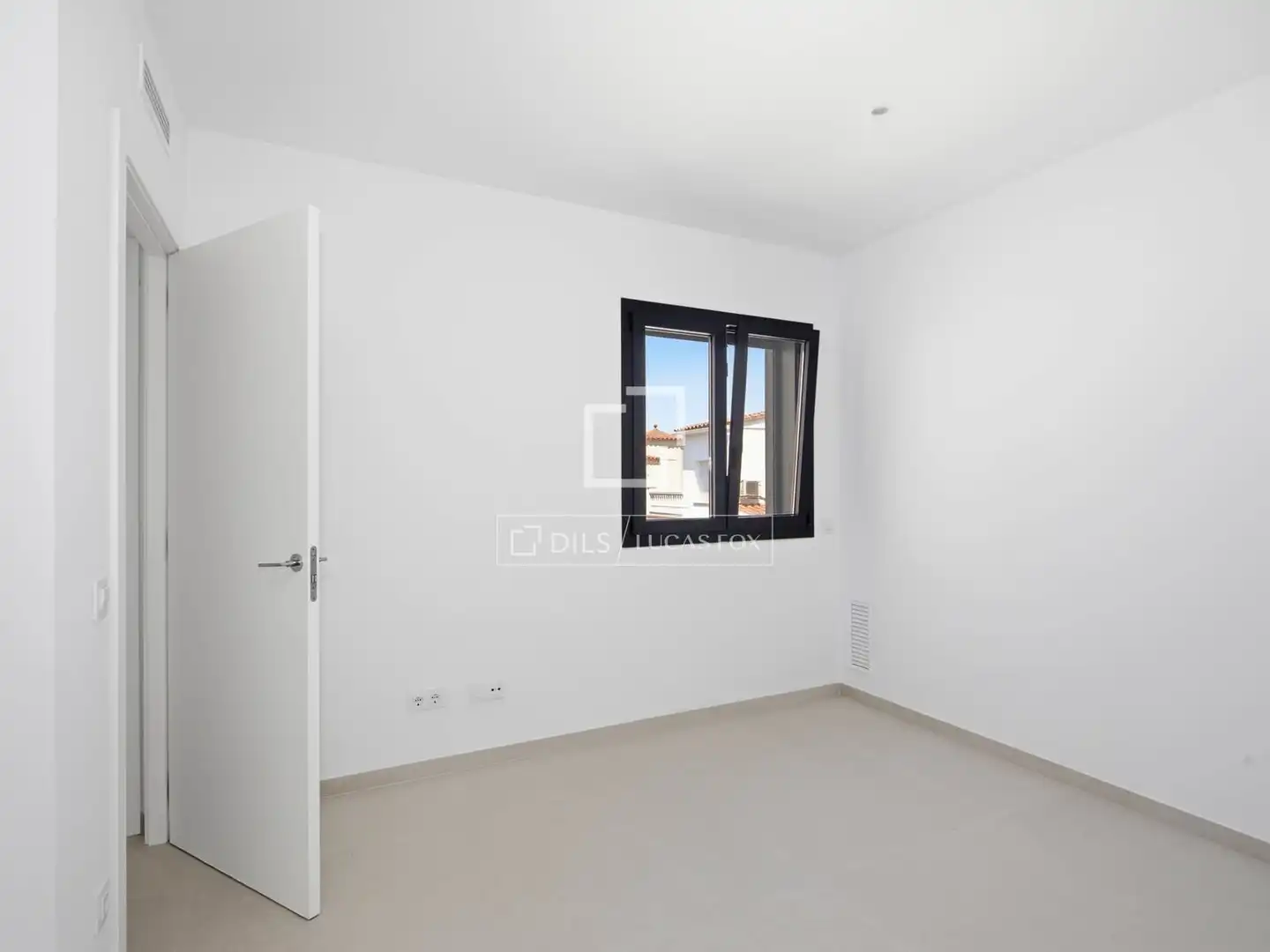 Chalet con terraza en venta en Requesens, imagen 15