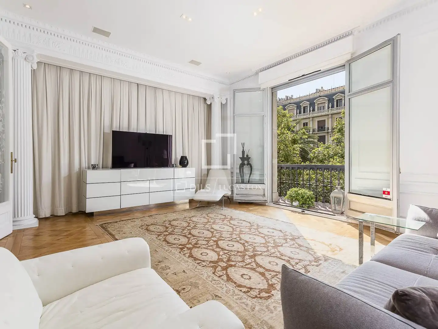 Vista exterior de Piso en venta en Barcelona con Aire acondicionado, Calefacción y Parquet