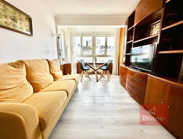 Piso en Alquiler en Santander - León Felipe en Puerto Chico