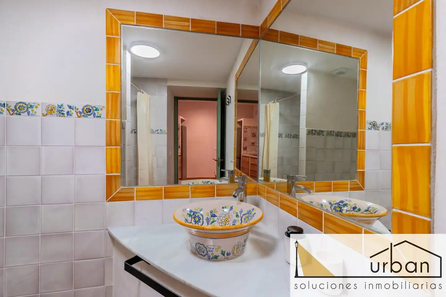 Bathroom of Houses for sale in Chipiona  with Private garden