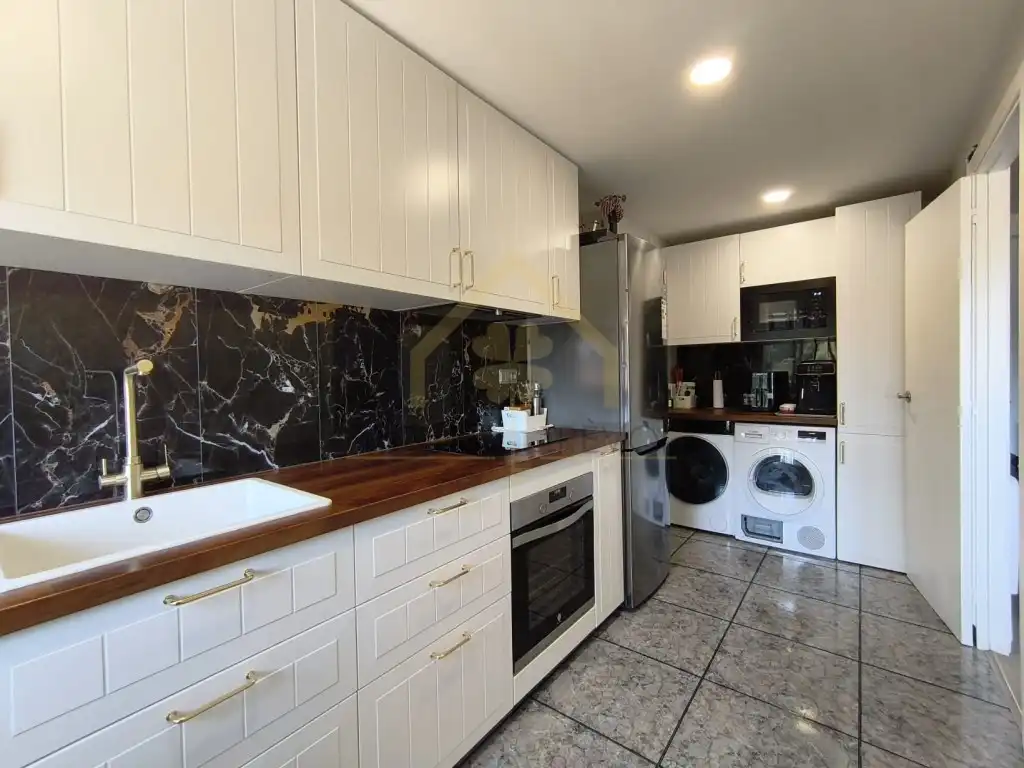 Cocina de Piso en venta en Mollet del Vallès