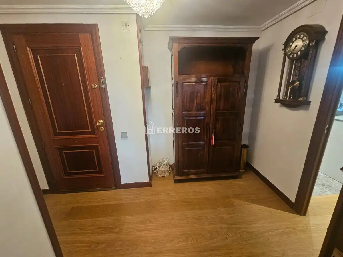 Bedroom of Flat for sale in  Logroño  with Heating, Terrace and Storage room