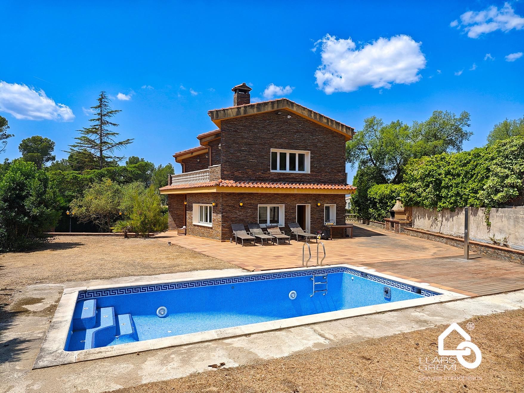 Swimming pool of House or chalet for sale in Òdena  with Heating, Private garden and Terrace