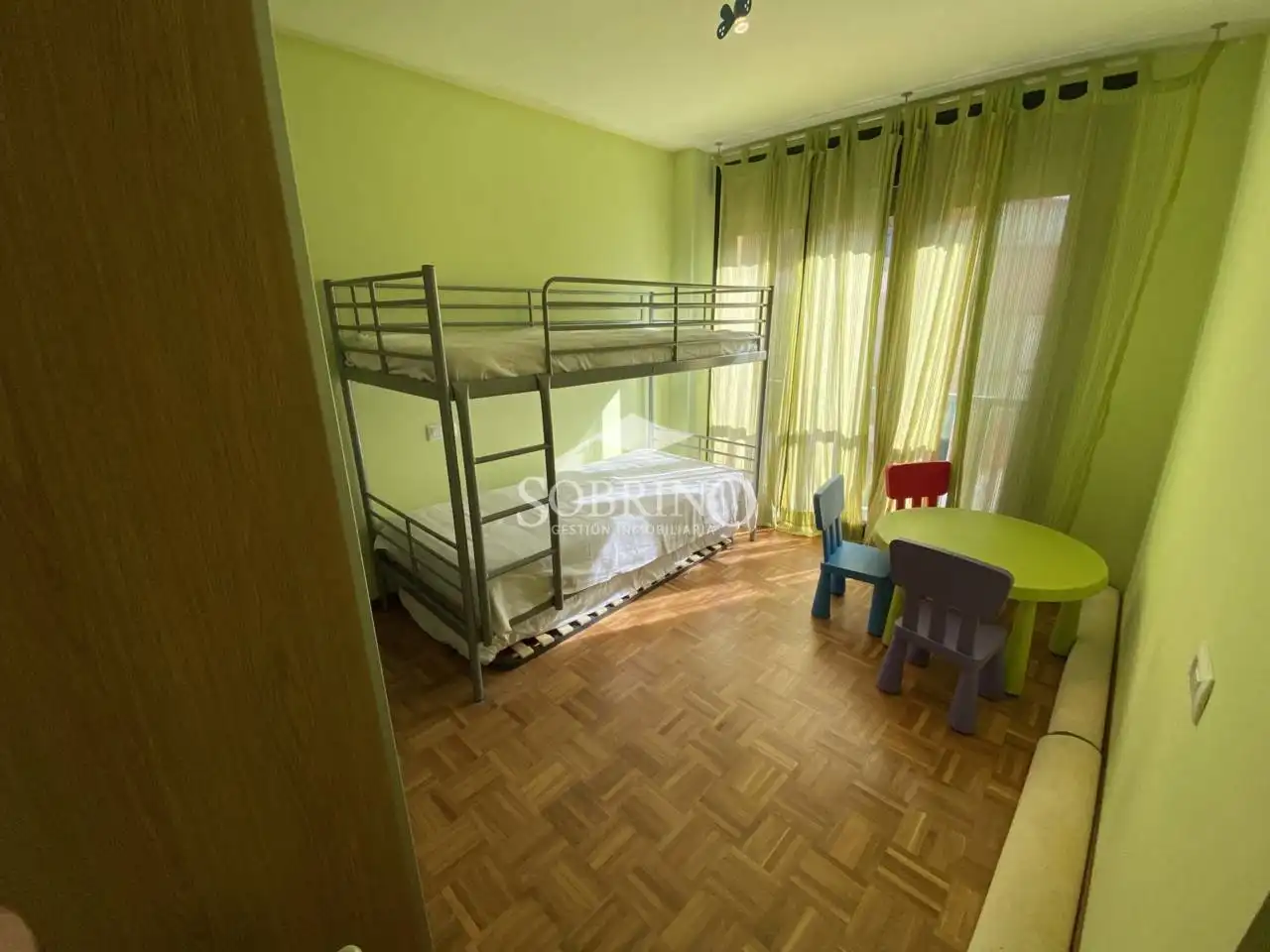 Habitación de Piso en venta en Ribadedeva con Calefacción, Trastero y Balcón