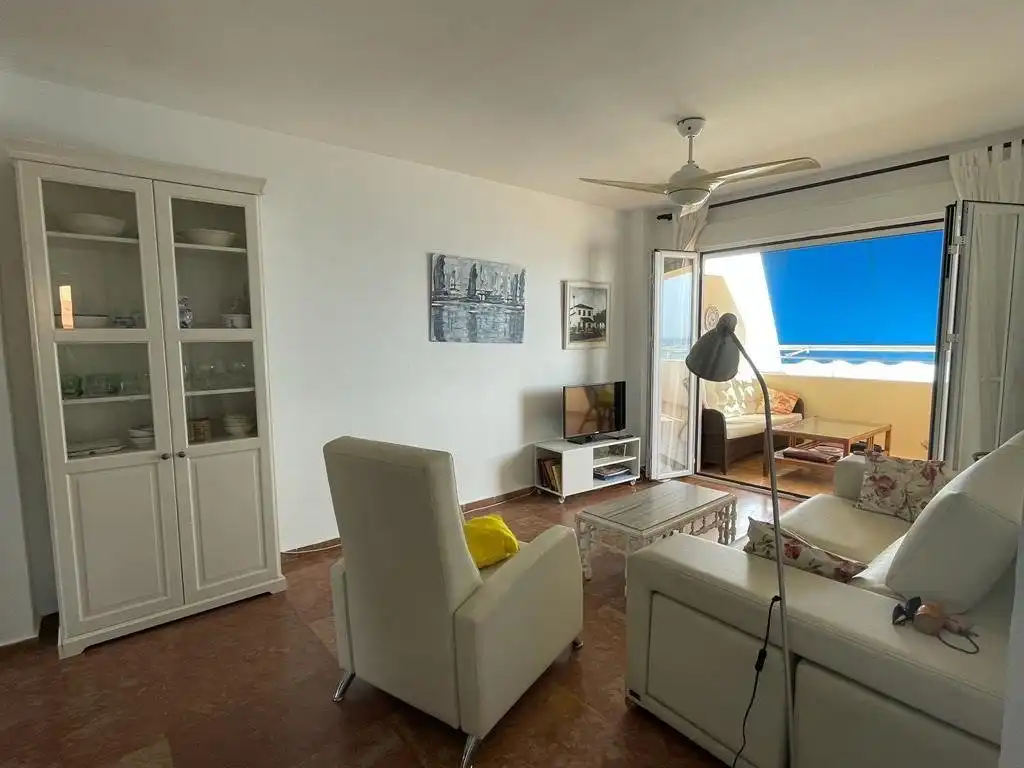 Flat with pool to rent in Playa de los Boliches, imagen 4