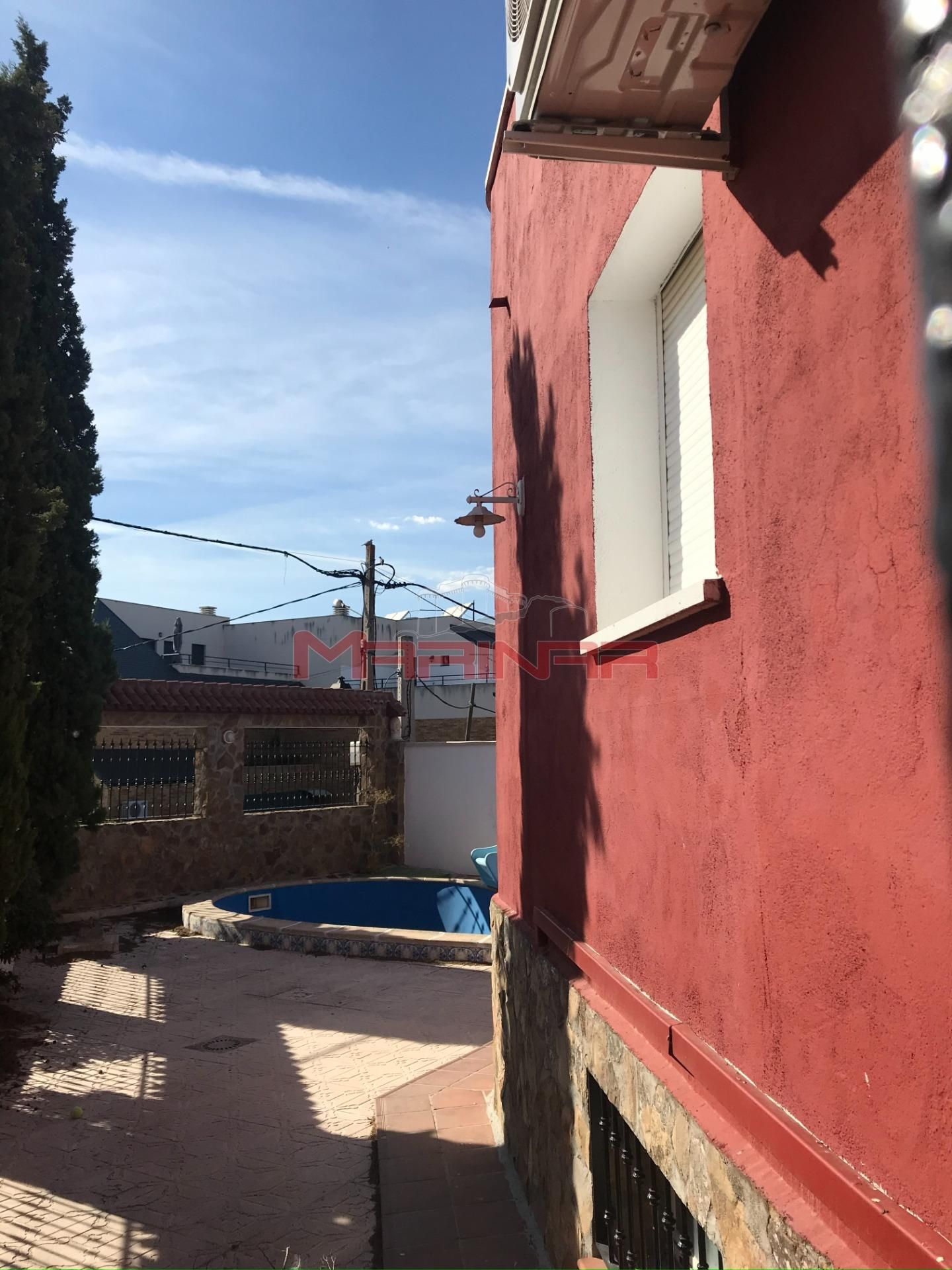 Exterior view of House or chalet for sale in Seseña  with Heating, Private garden and Terrace