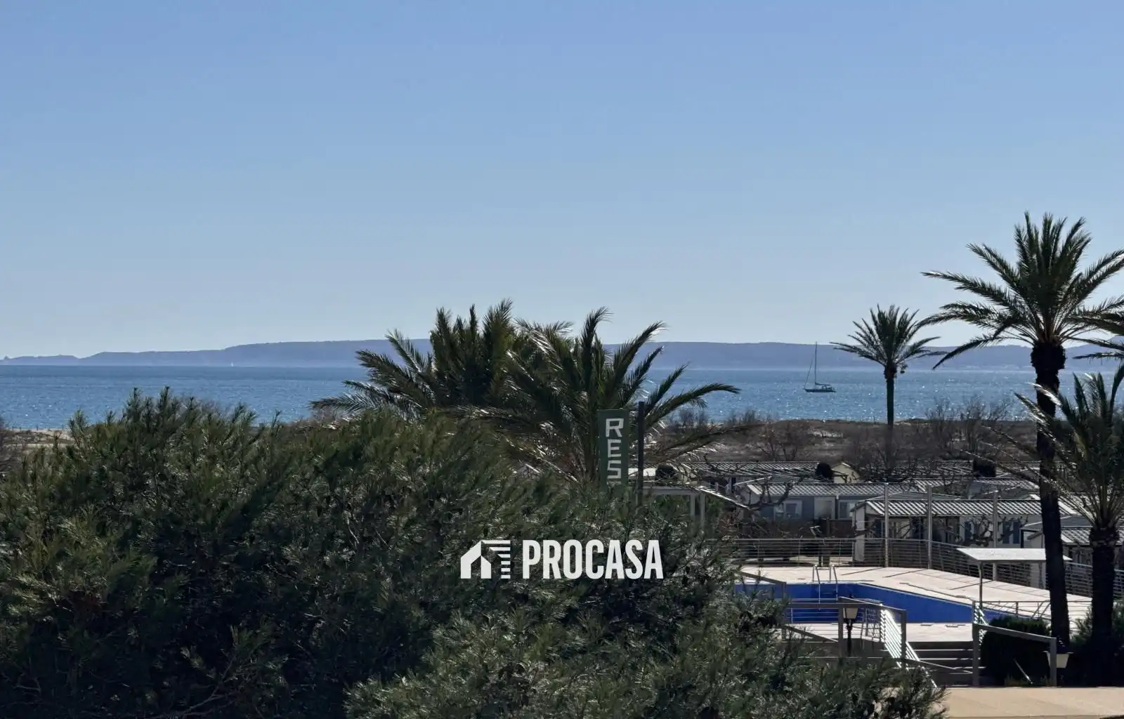 Exterior view of Flat for sale in Castelló d'Empúries  with Air Conditioner, Heating and Terrace