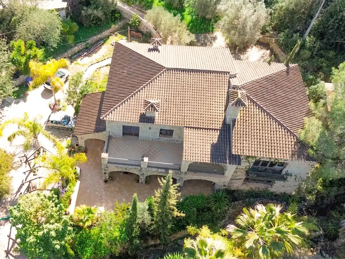 Außenansicht von Country house zum Verkauf in Llíber, Alicante