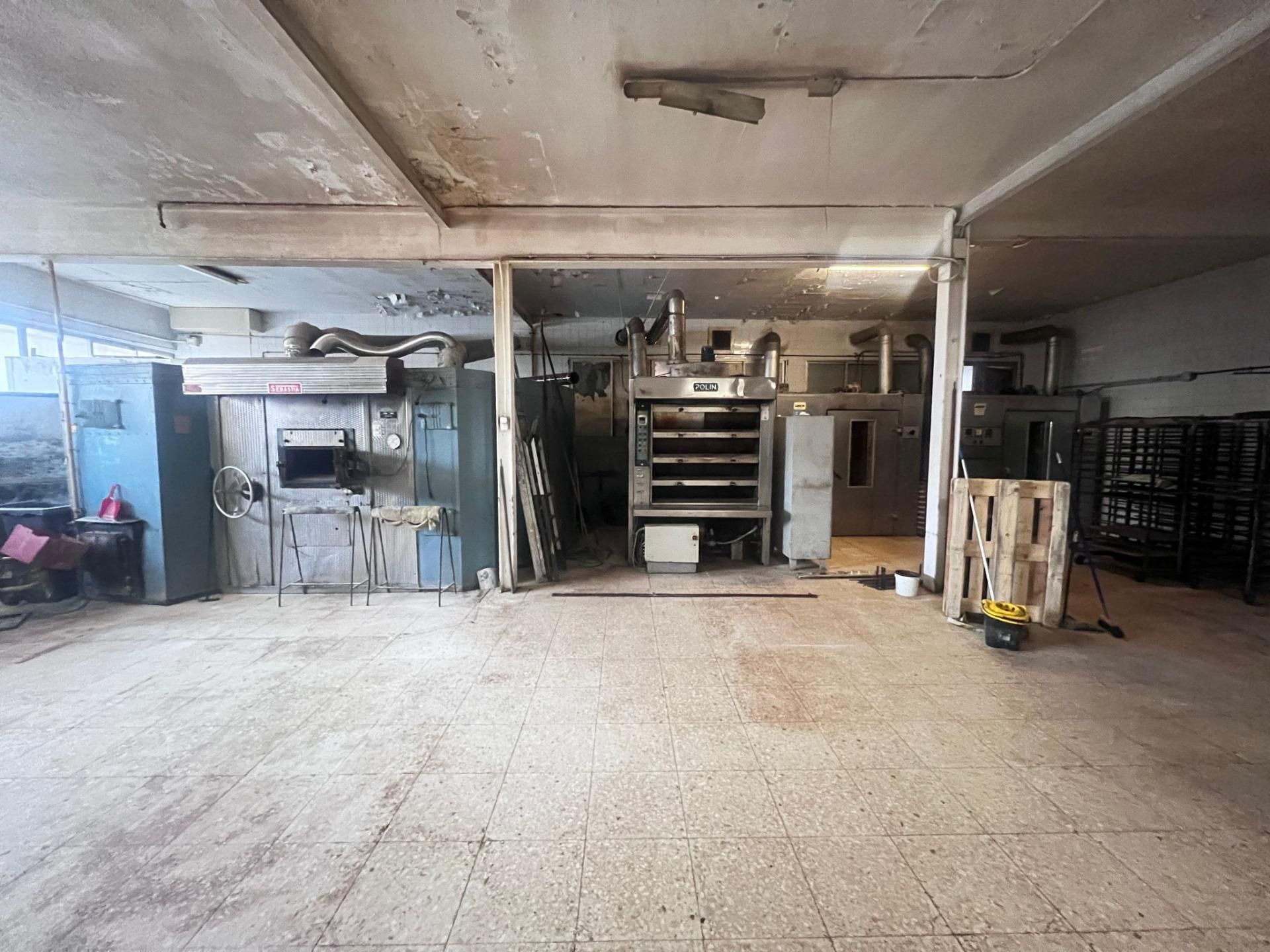 Industrial buildings to rent in Cerdanyola Sud, Cerdanyola, Mataró