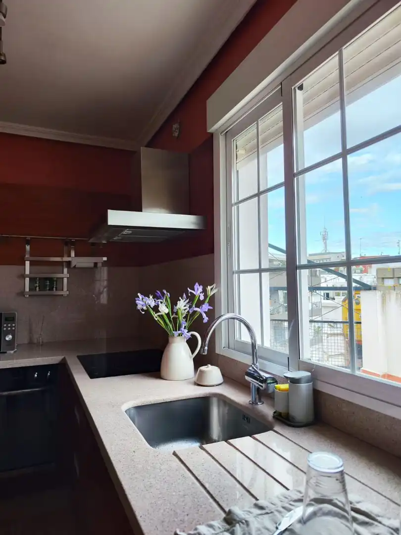 Cocina de Ático de alquiler en Huelva con Terraza y Amueblado