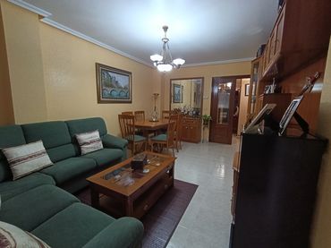 Flat with lift for sale in Calle Vía del Canal 65