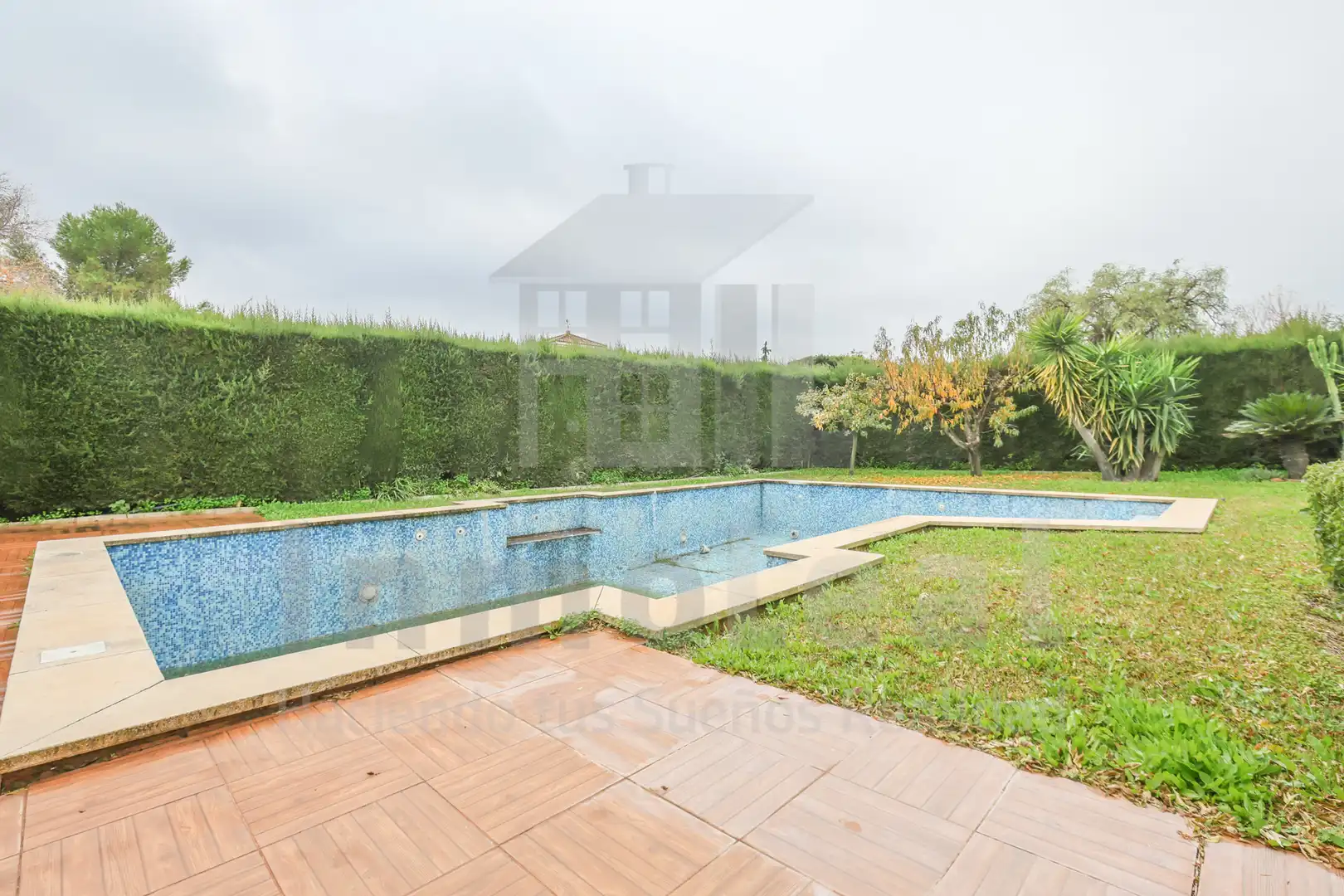 Swimming pool of Houses for sale in Espartinas  with Air Conditioner, Heating and Private garden