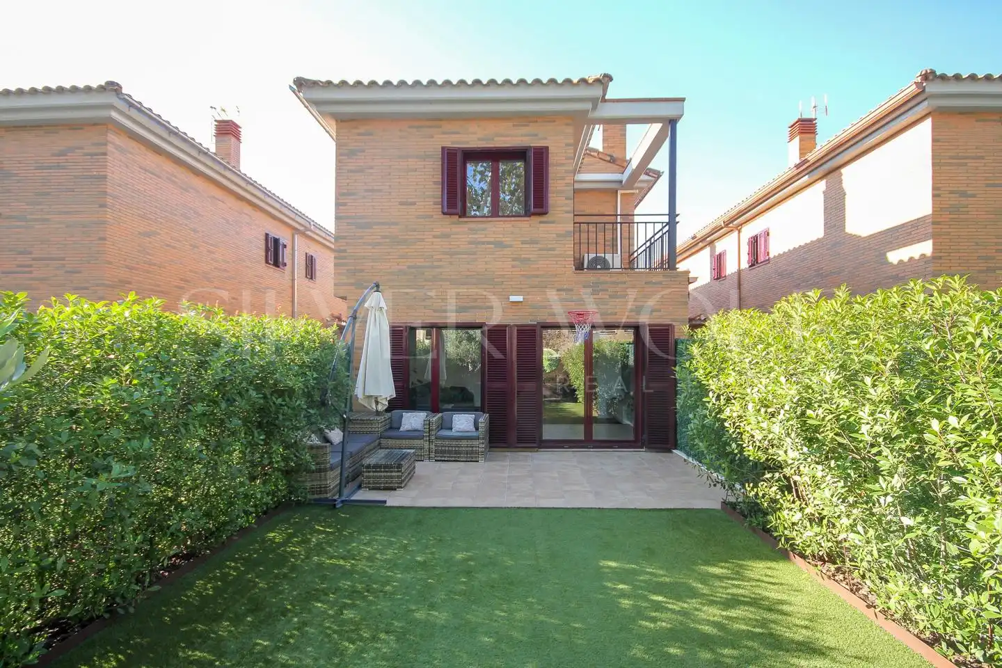 Casa pareada con terraza en venta en Camí Ral