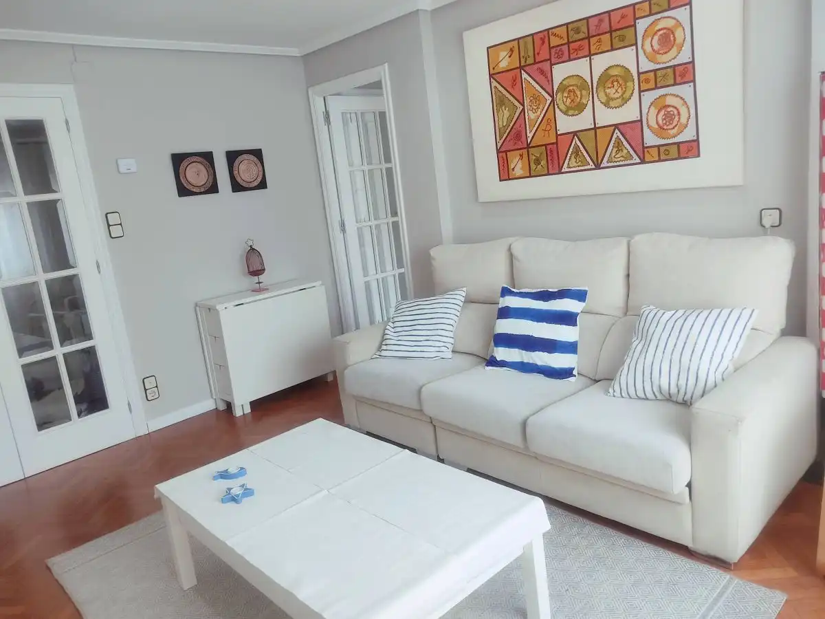 Flat for rent in Monte Alto - Zalaeta - Atocha
