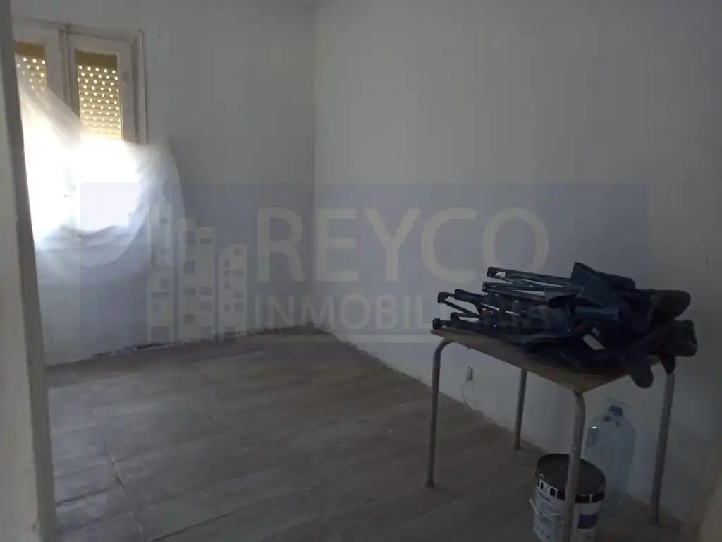 Dormitori de Pis en venda en Baños de Río Tobía
