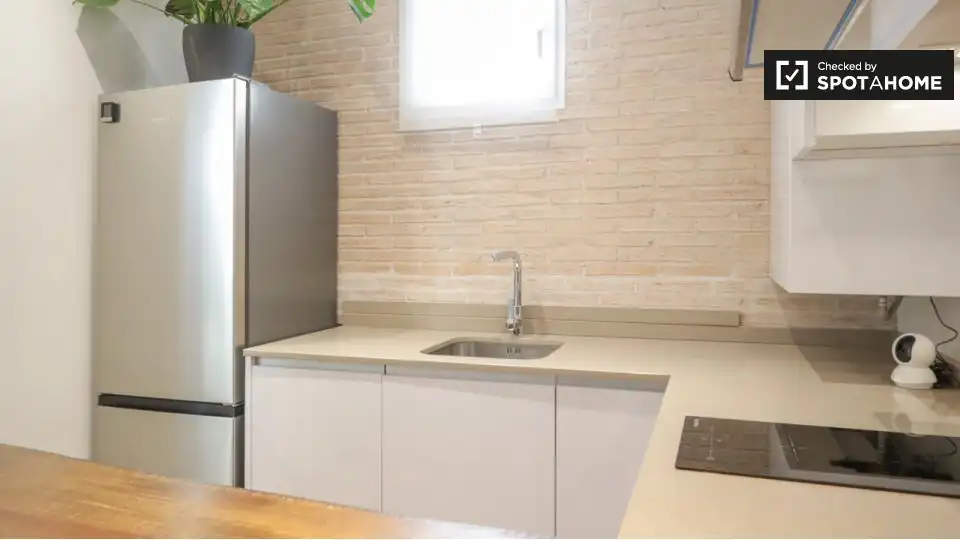 Kitchen of Flat for rent in Madrid  with Air Conditioner, Heating and Furnished