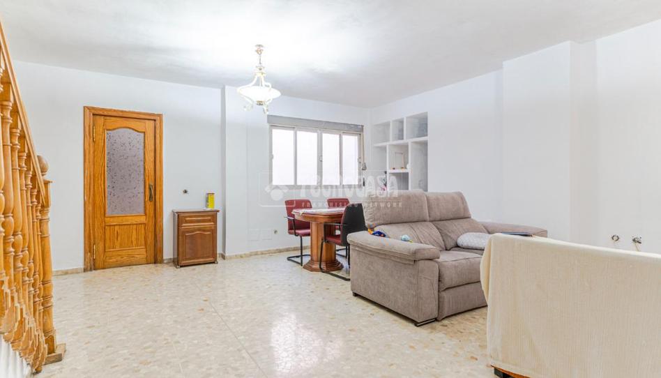 Foto 1 de Casa adosada en venta en Motril  ciudad, Granada
