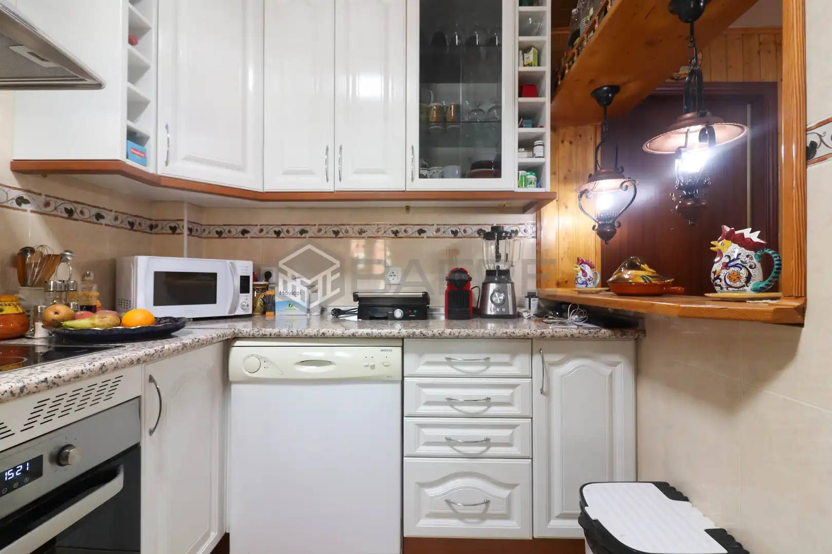 Kitchen of Flat for sale in Madrid  with Air Conditioner, Heating and Parquet flooring