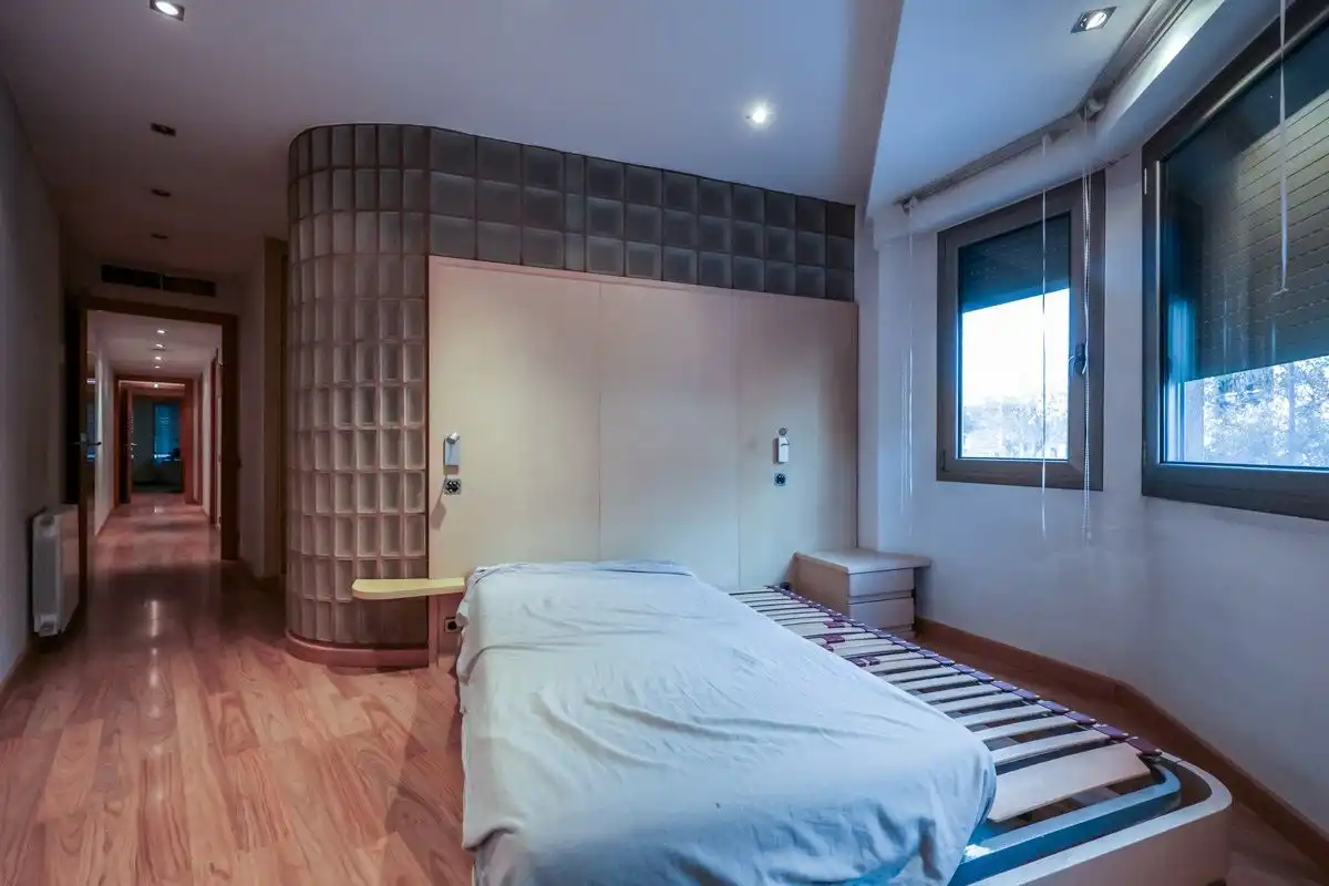 Bedroom of Houses for sale in Sabadell  with Air Conditioner, Heating and Terrace