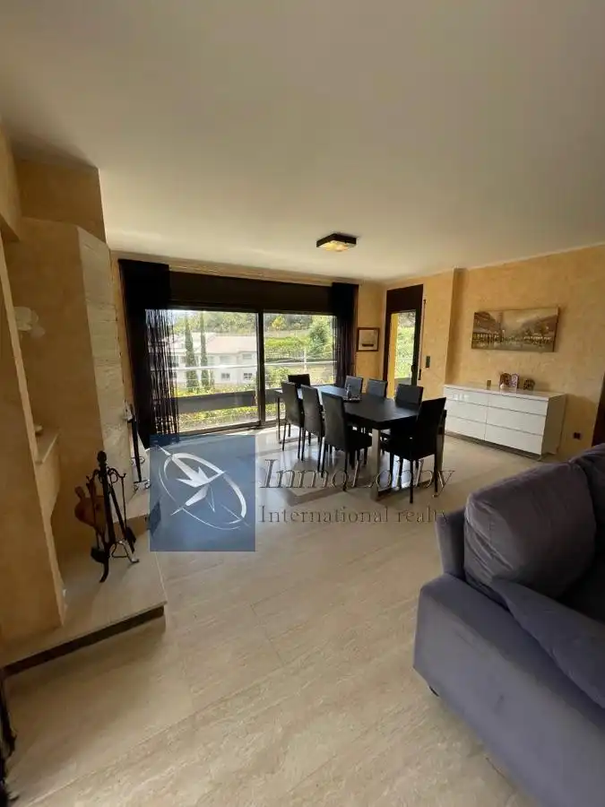 Casa amb terrassa en venda a Carrer Guineu, imagen 11