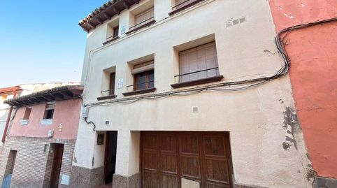Casa de pueblo para reformar en Borja  3 plantas y bodega, 49.400