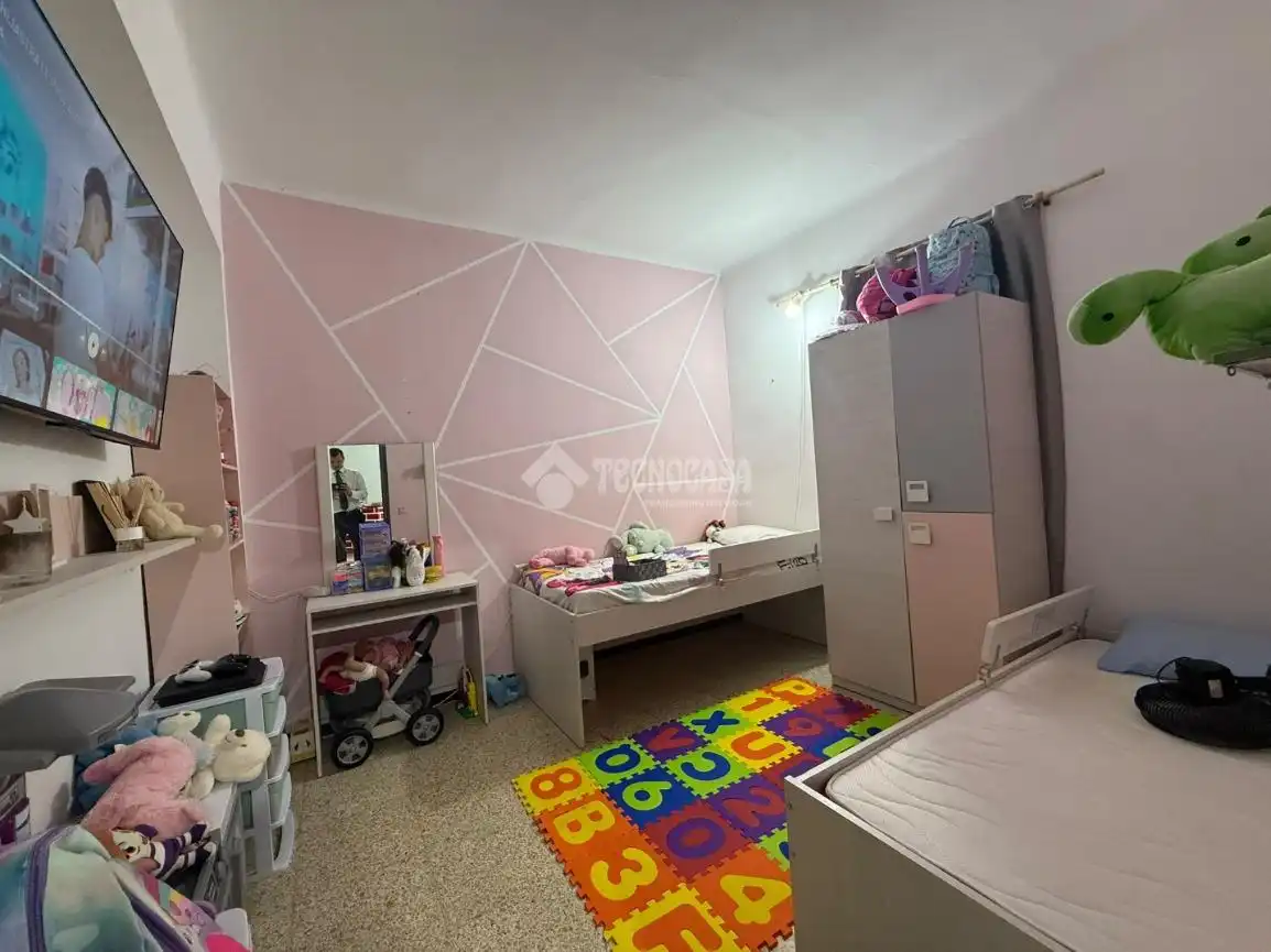 Dormitori de Pis en venda en Alicante / Alacant amb Aire condicionat i Balcó