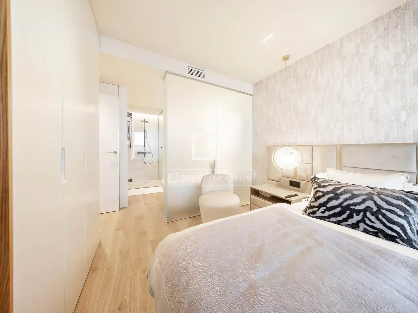 Habitación de Piso en venta en Madrid con Aire acondicionado, Calefacción y Terraza