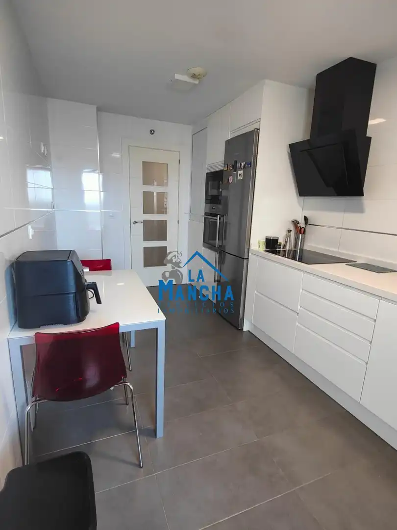 Küche von Wohnung zum Verkauf in Albacete mit Heizung, Privatgarten und Terrasse