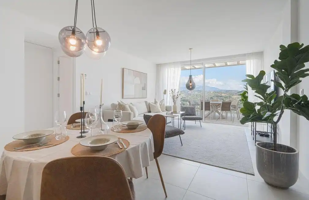 Apartamento con piscina en venta en El Faro de Calaburra - Chaparral