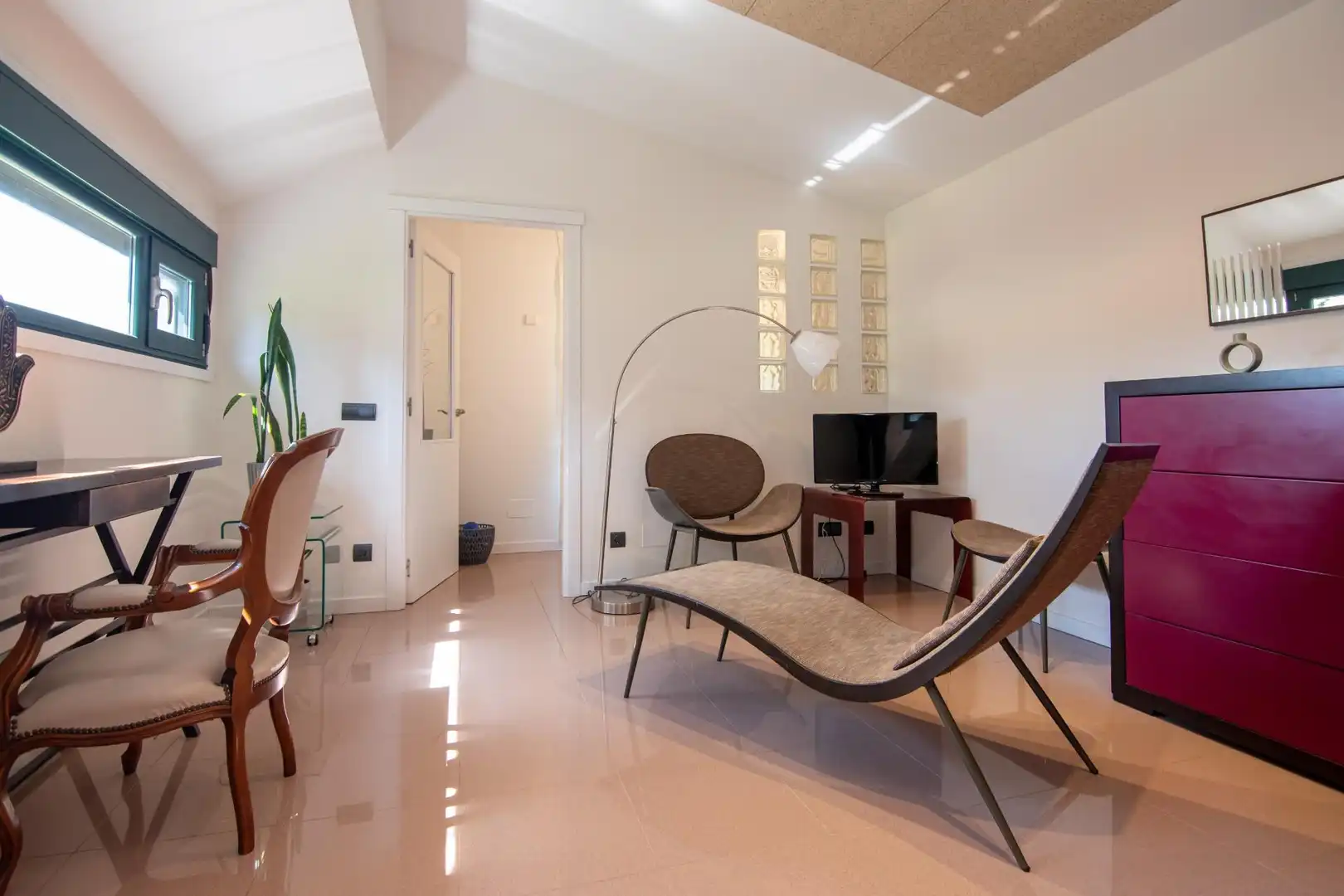 Sala de estar de Casa o chalet en venta en Bergondo con Calefacción, Jardín privado y Trastero