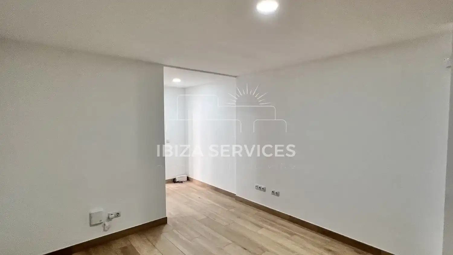 Flat for sale in Eivissa  with Air Conditioner, Private garden and Swimming Pool