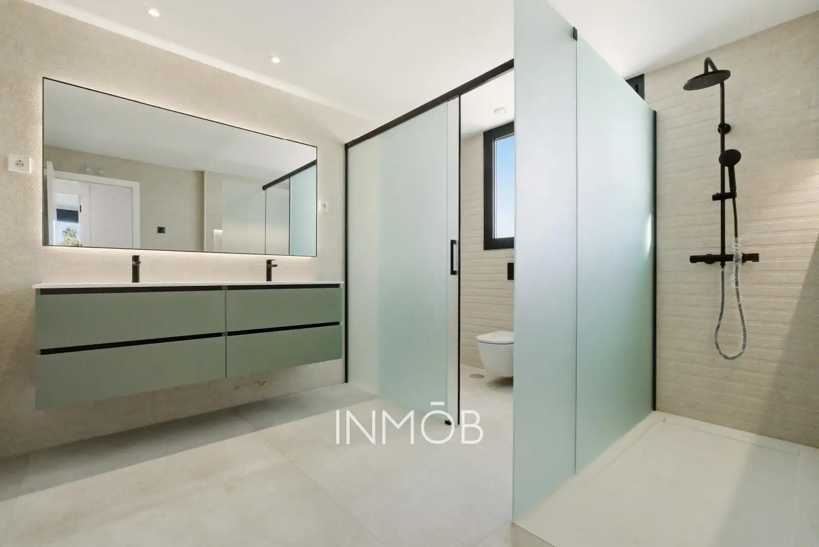 Baño de Casa o chalet en venta en Boadilla del Monte con Calefacción, Terraza y Trastero