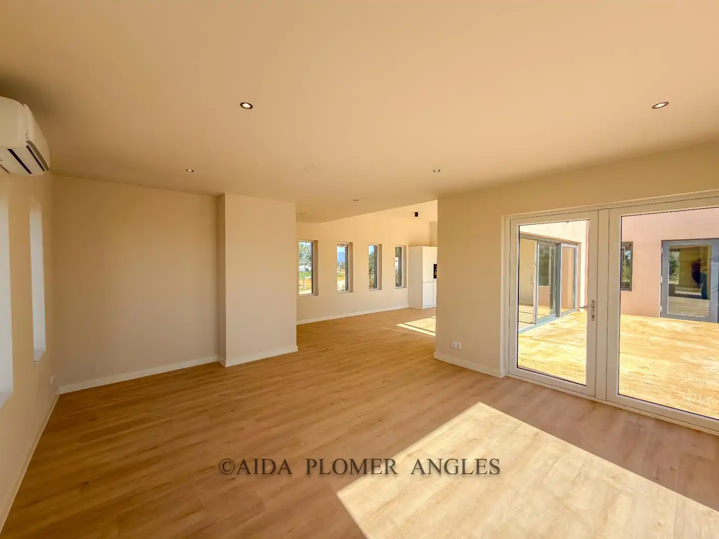 Sala d'estar de Casa o xalet en venda en San Jorge / Sant Jordi amb Aire condicionat, Calefacció i Jardí privat