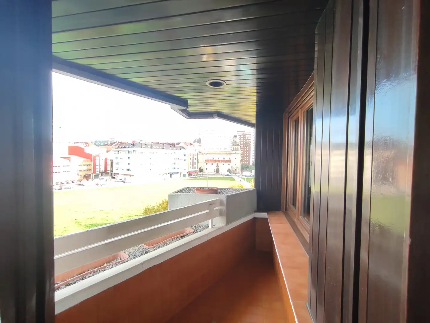Terraza de Piso de alquiler en Gijón  con Calefacción, Parquet y Amueblado