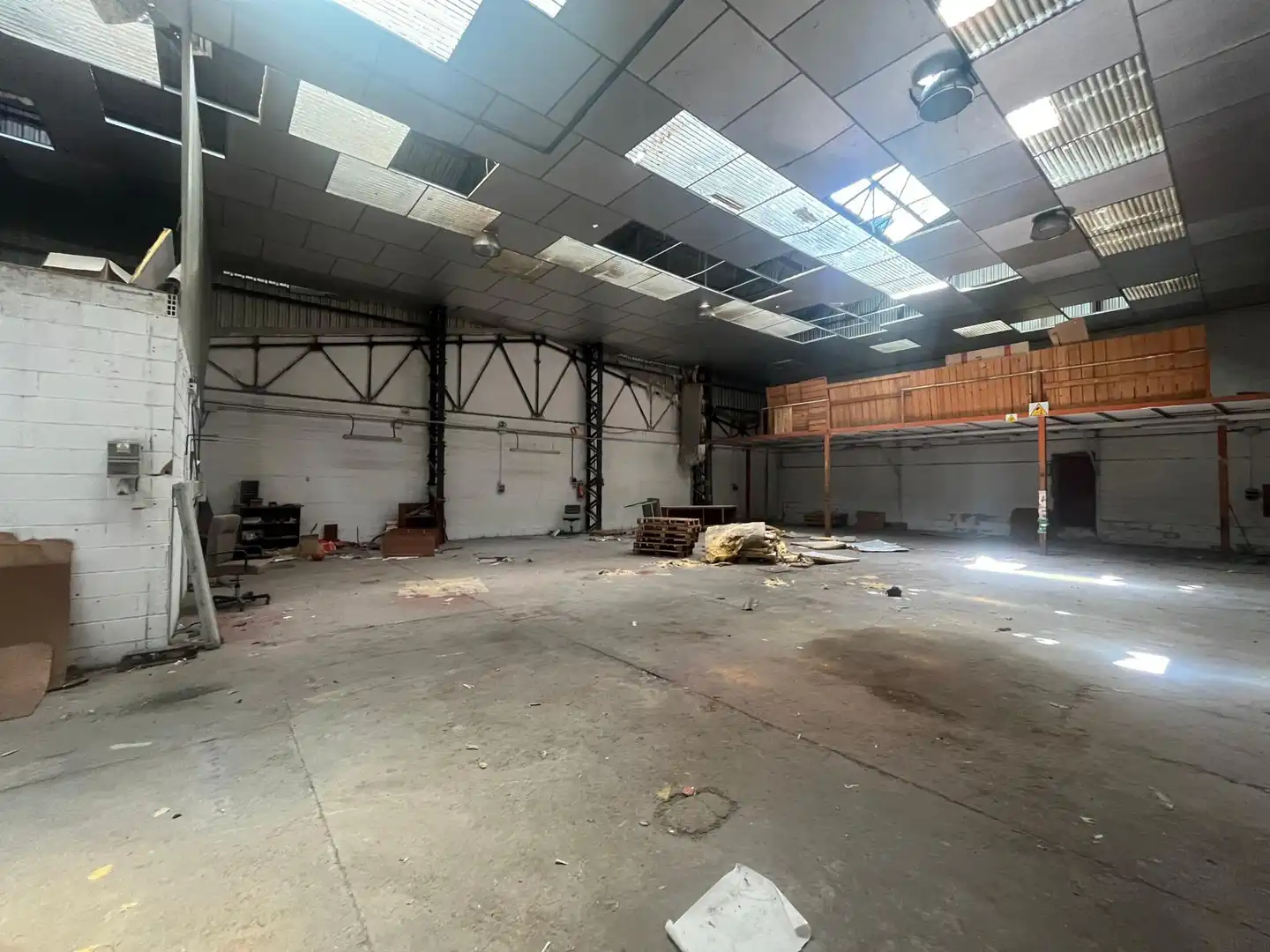 Nave industrial en venta en Calle Brazal de la Almontilla 5, imagen 6