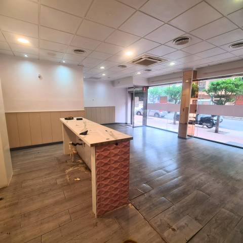 Local comercial en Alquiler en Ensanche