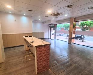 Premises to rent in Cartagena  with Air Conditioner