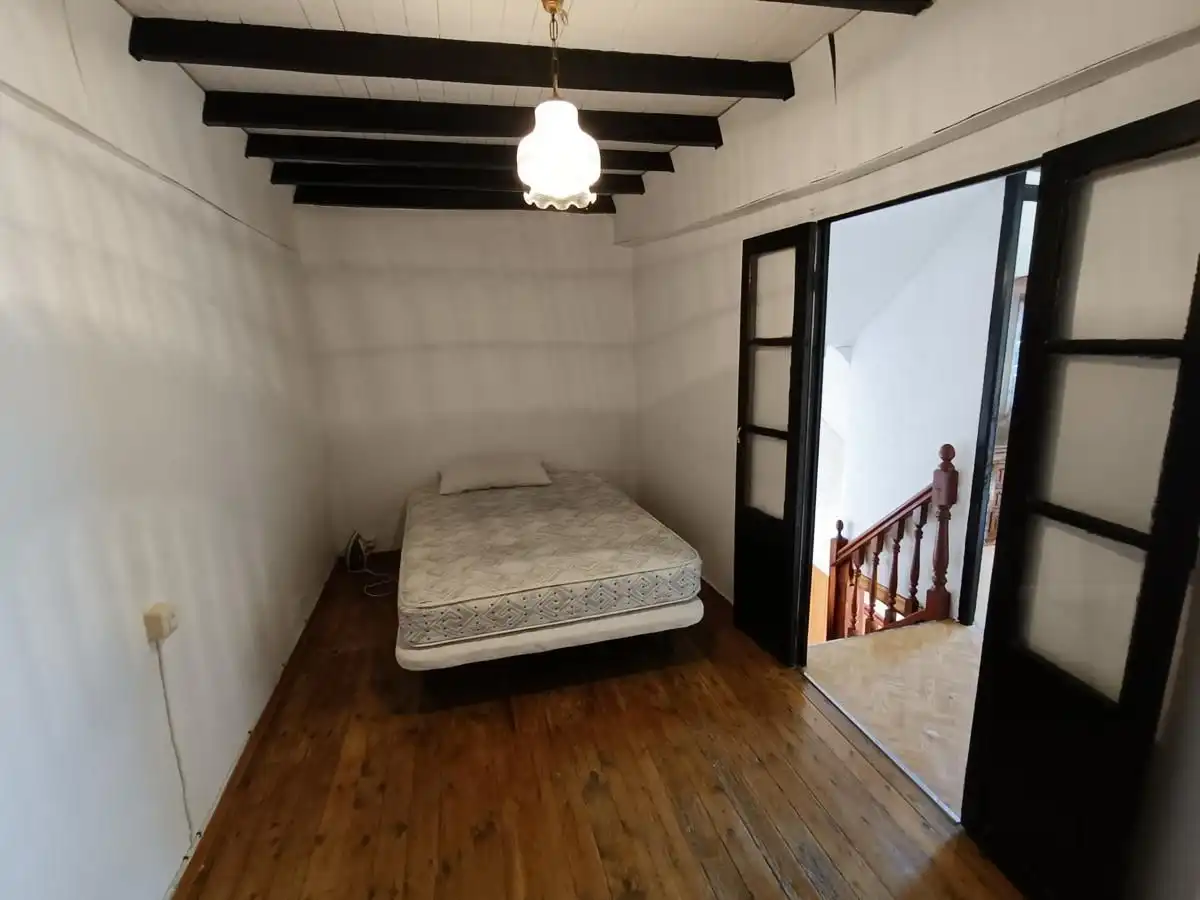 Schlafzimmer von Einfamilien-Reihenhaus zum Verkauf in Llanes mit Terrasse, Abstellraum und Möbliert