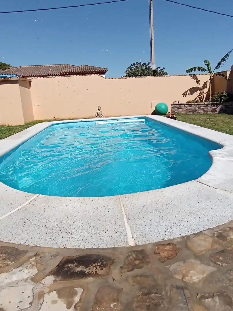 Piscina de Casa o chalet de alquiler en Chiclana de la Frontera con Aire acondicionado, Jardín privado y Piscina