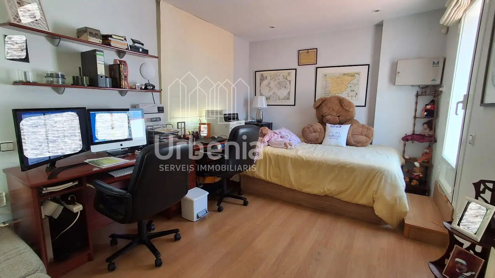 Dormitori de Casa o xalet en venda en Mataró amb Aire condicionat, Calefacció i Terrassa