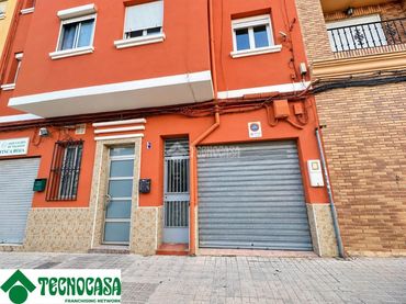 Local comercial en venda a El Mercado