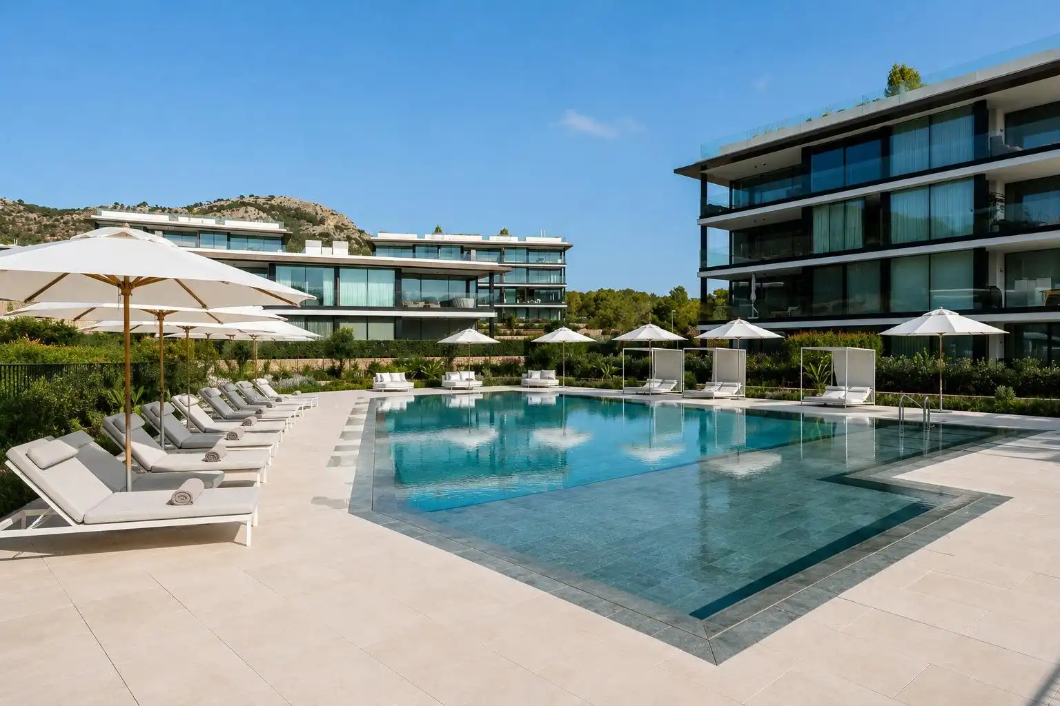 Swimming pool of Ground floor for sale in Calvià  with Air Conditioner, Heating and Private garden
