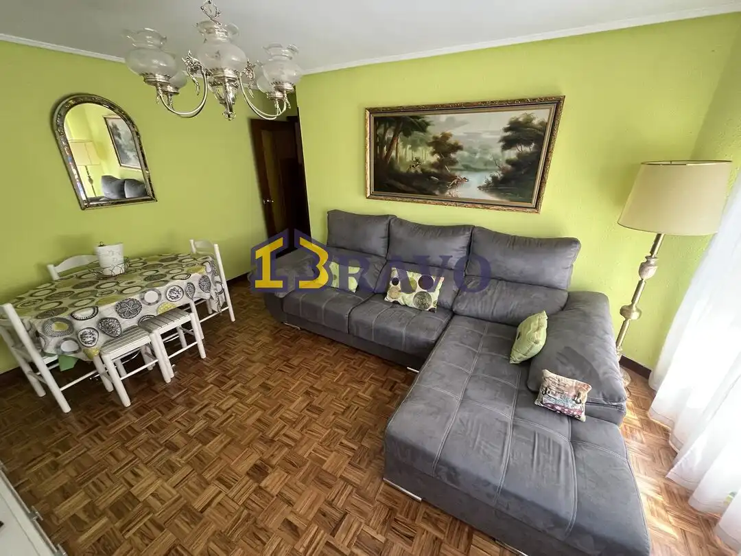 Living room of Flat for sale in Medina de Pomar  with Heating, Furnished and Balcony
