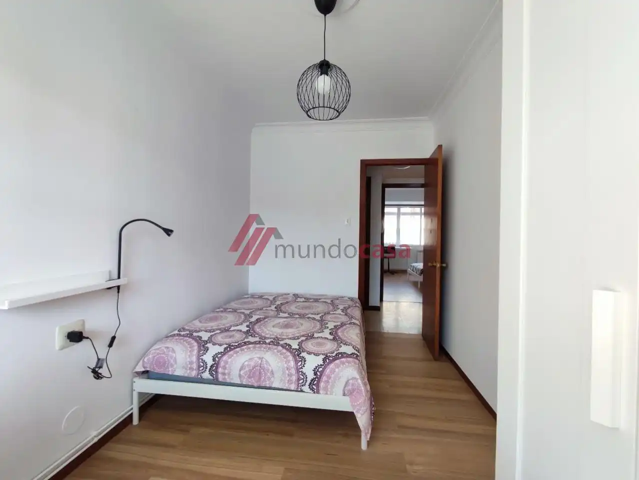 Habitación de Piso de alquiler en Ferrol con Calefacción y Amueblado