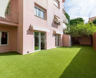 Exterior view of Flat for sale in  Barcelona Capital  with Air Conditioner, Heating and Terrace