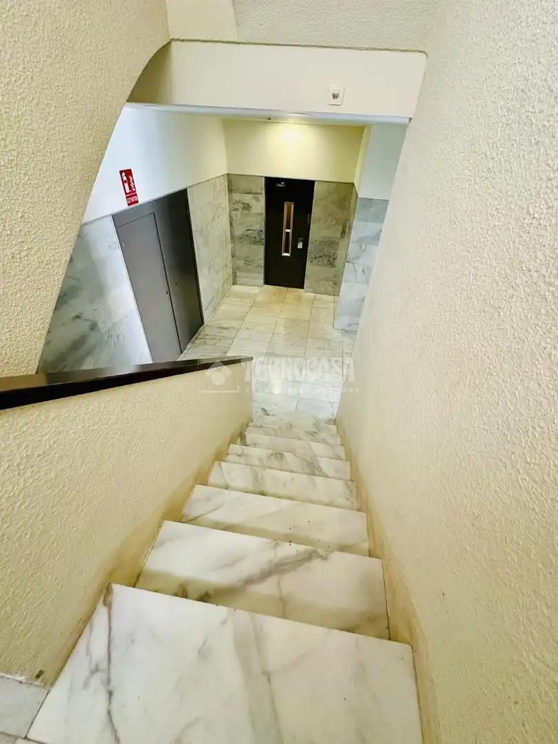 Piso en venta en Barcelona con Aire acondicionado, Calefacción y Balcón
