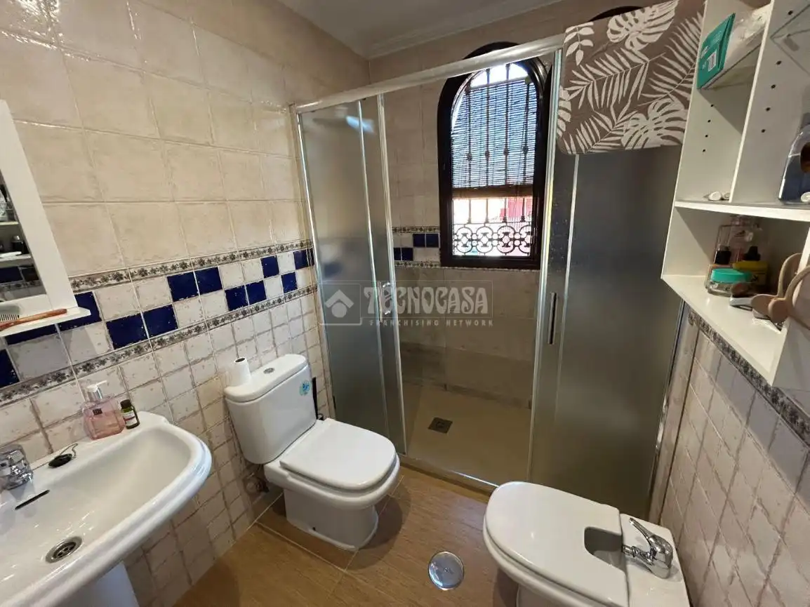 Baño de Casa o chalet en venta en Linares con Aire acondicionado